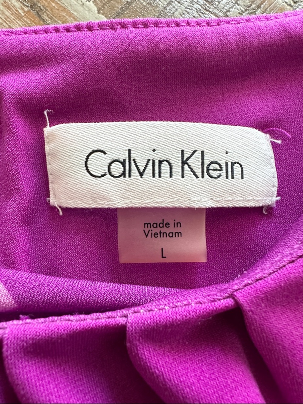 Calvin Klein Purple and Black Ombre Geometric Sleeveless Top - Picture 2 of 3